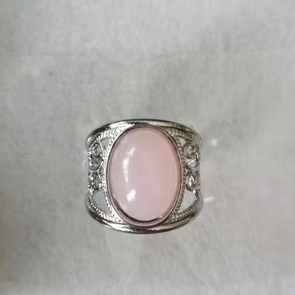 PINK CRYSTAL RING - Picture 2 of 3